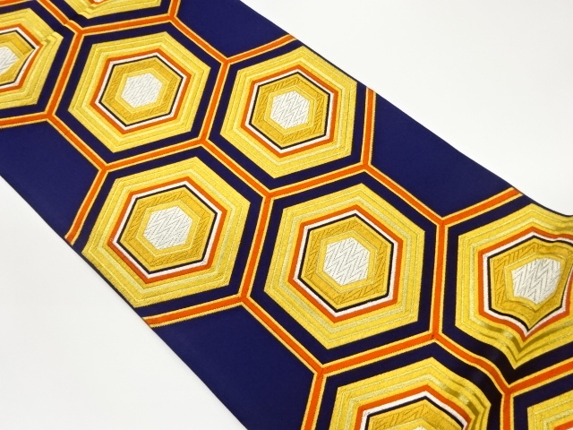 子持ち亀甲模様織出し袋帯